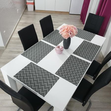 Apartman Luma Baška Voda Exteriér fotografie