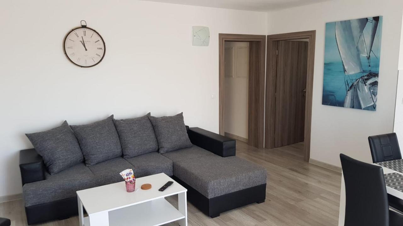 Apartman Luma Baška Voda Exteriér fotografie
