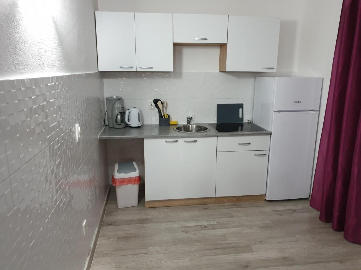 Apartman Luma Baška Voda Exteriér fotografie